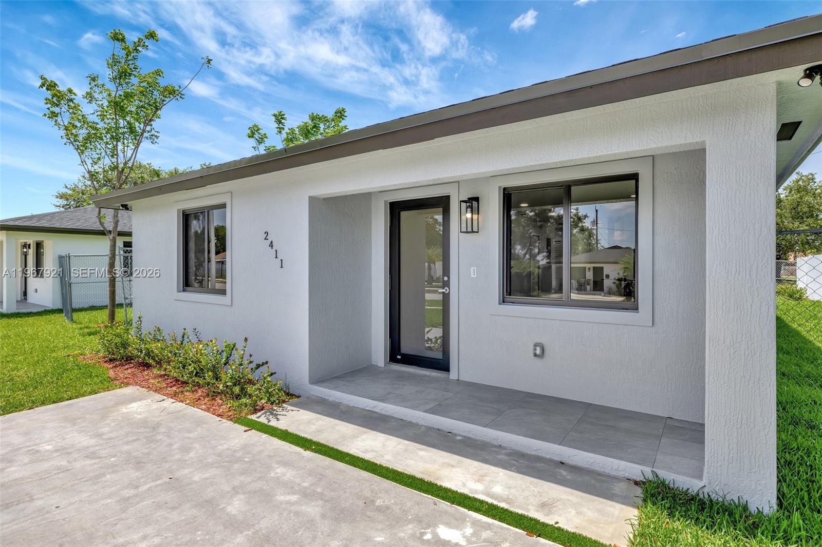 2421 NW 153rd St Miami Gardens, FL 33054