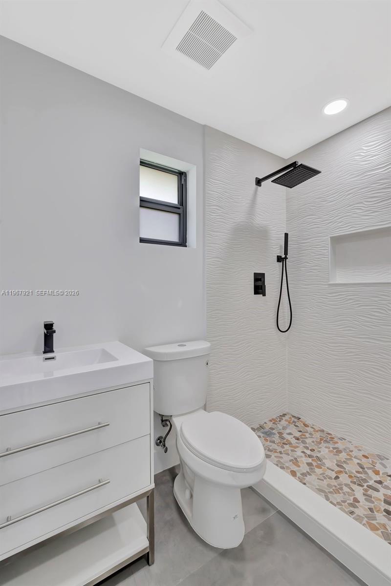 2421 NW 153rd St Miami Gardens, FL 33054