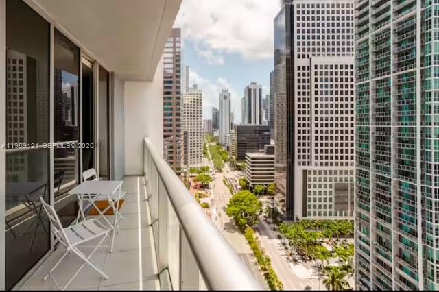 image Icon Brickell III (W Miami)18