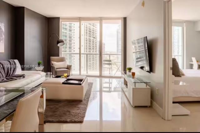 image Icon Brickell III (W Miami)23