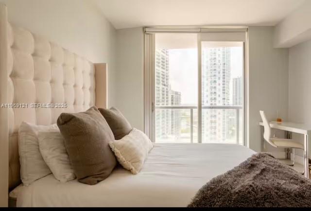 image Icon Brickell III (W Miami)28