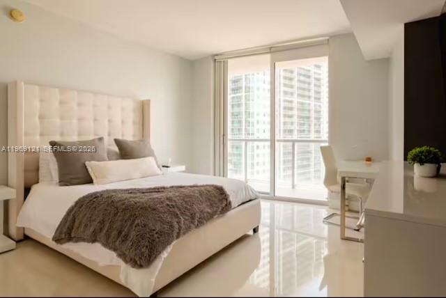 image Icon Brickell III (W Miami)30