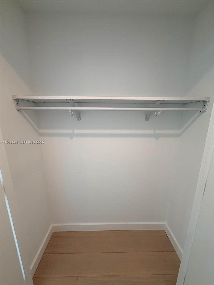 image La Baia Bay Harbor16