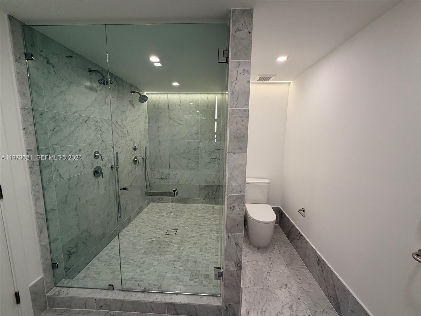 image La Baia Bay Harbor20