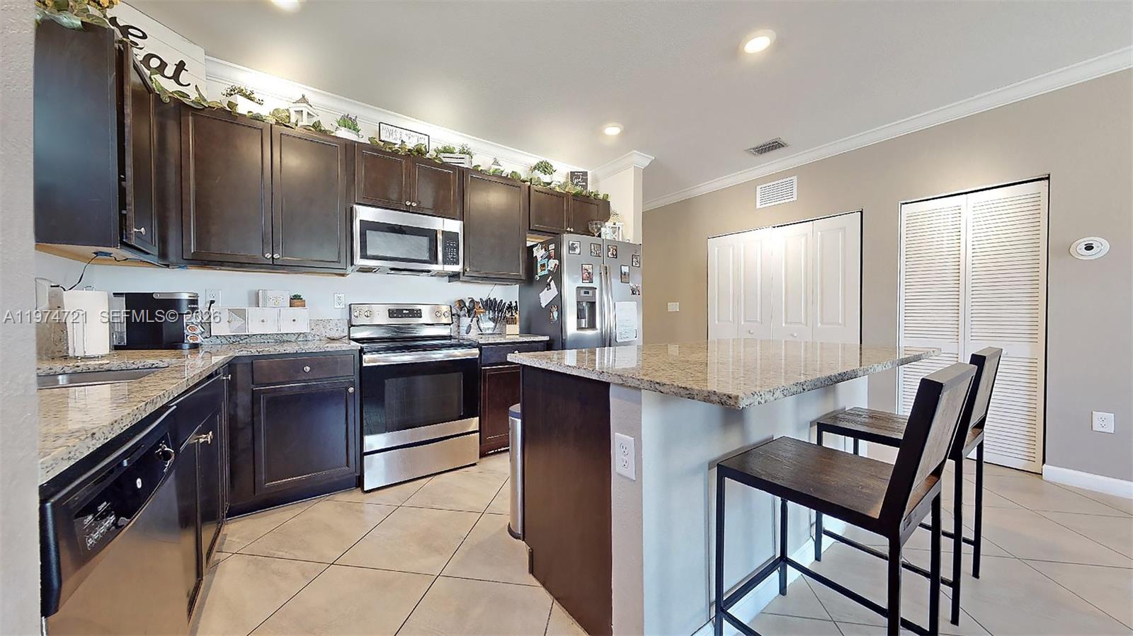 154 SE 23rd Ter Homestead, FL 33033