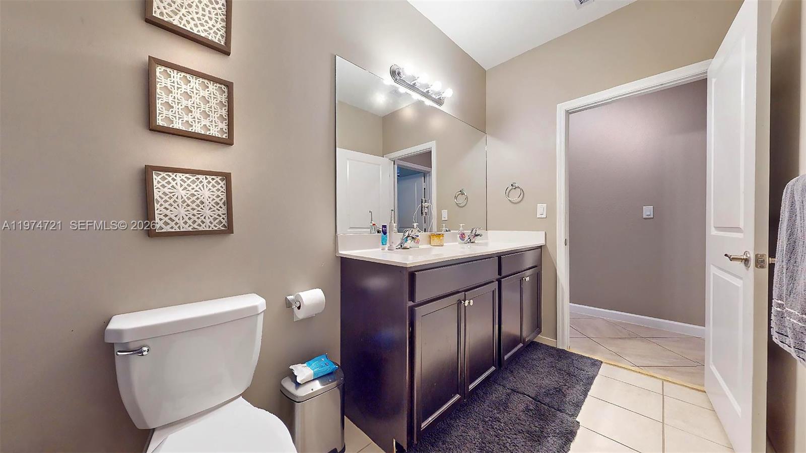 154 SE 23rd Ter Homestead, FL 33033