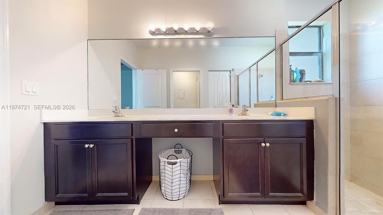 154 SE 23rd Ter Homestead, FL 33033