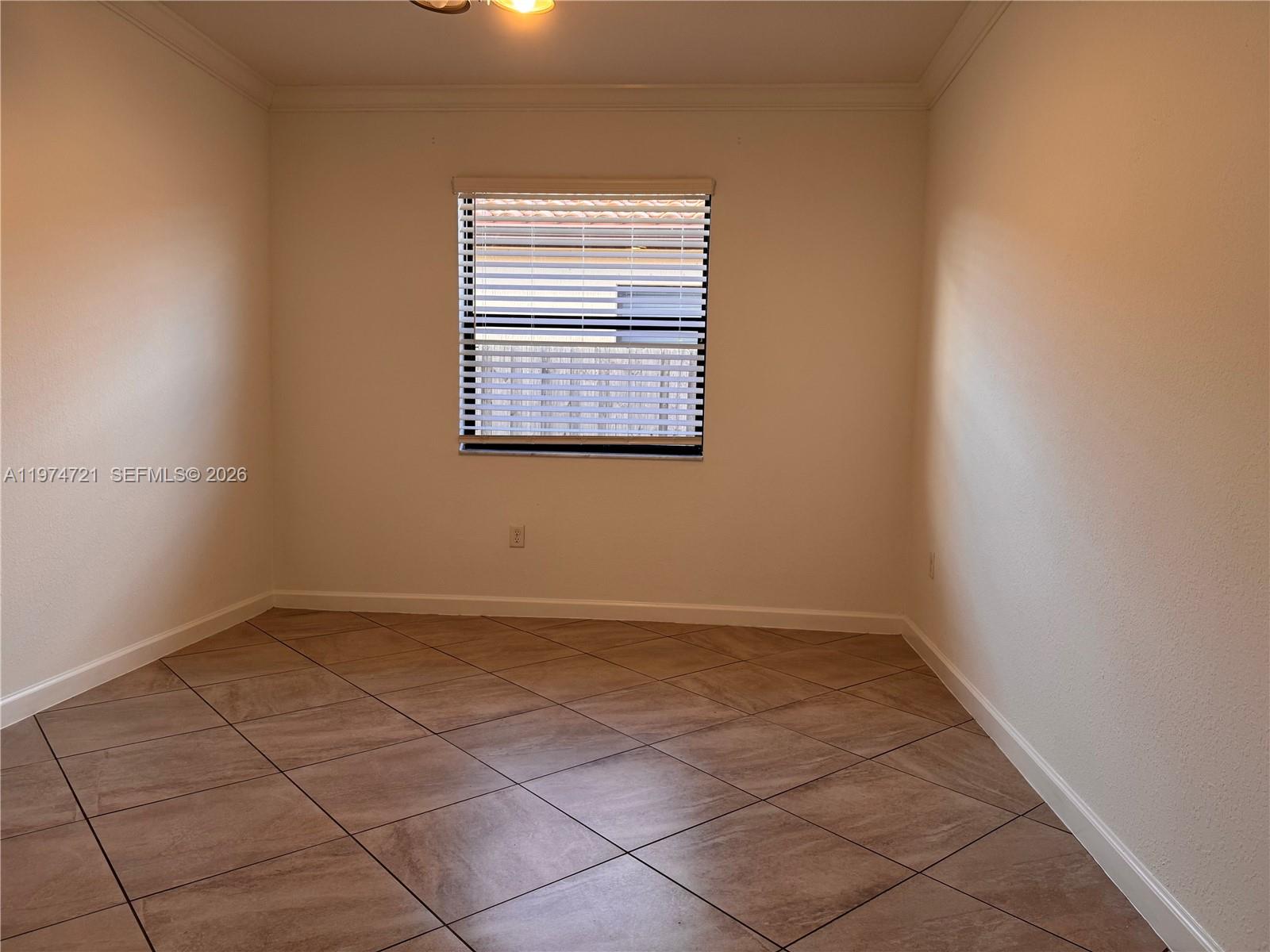 154 SE 23rd Ter Homestead, FL 33033