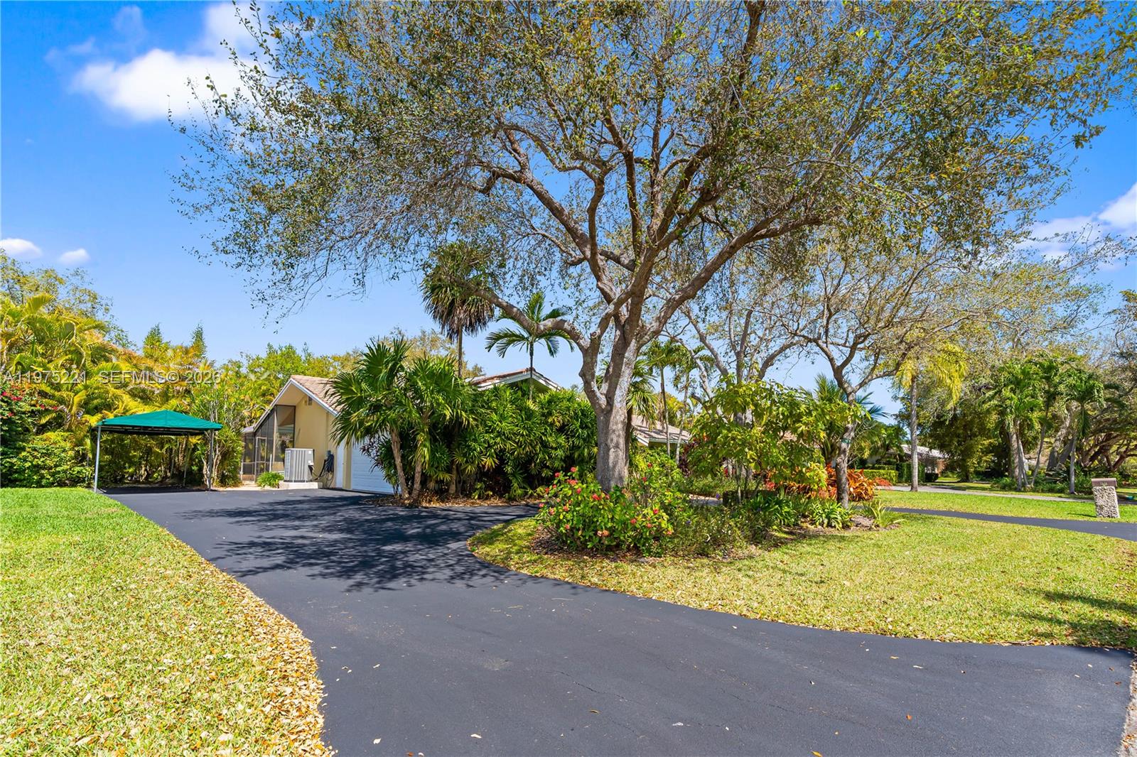 7521 SW 175th St Palmetto Bay, FL 33157