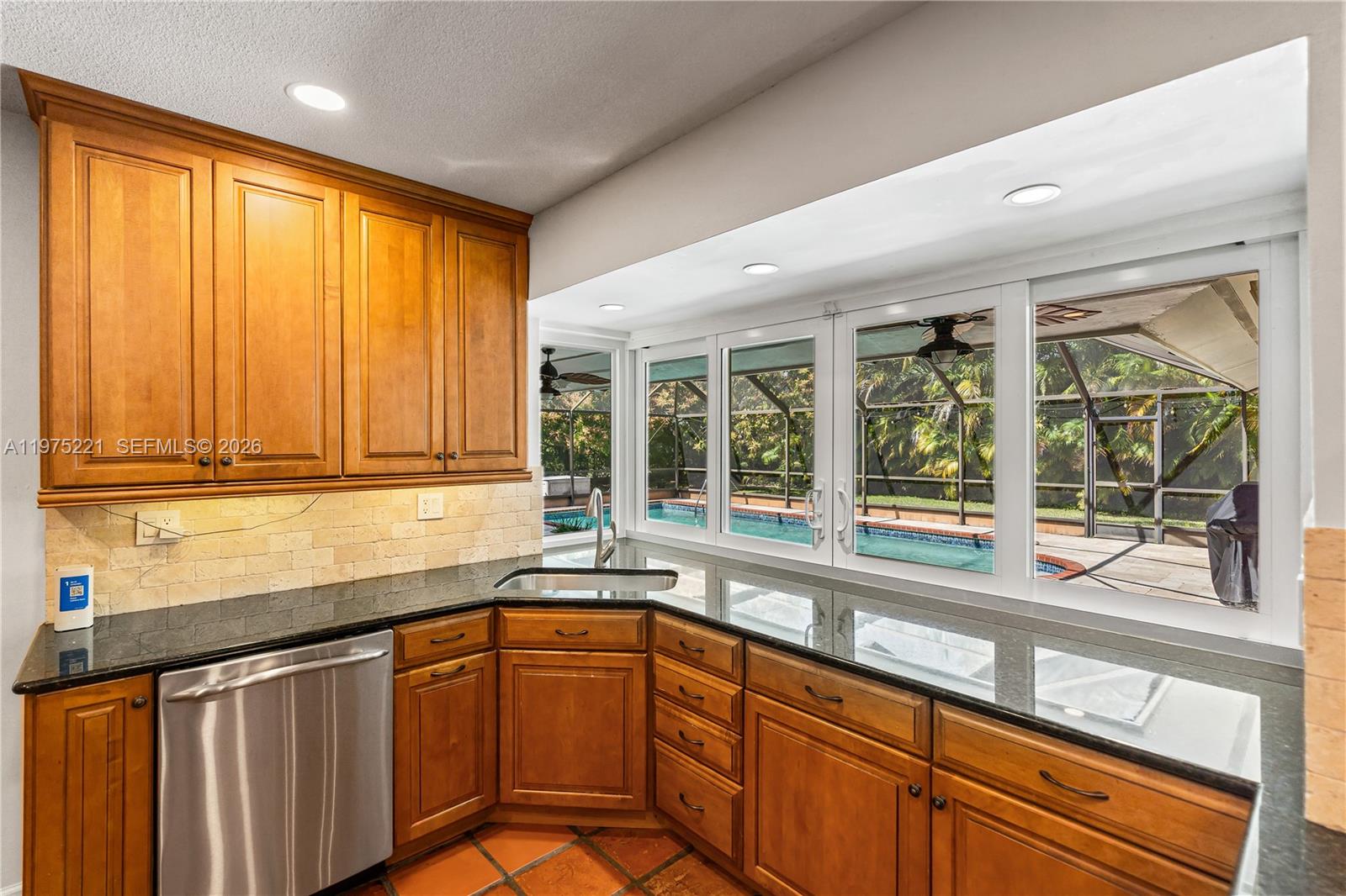 7521 SW 175th St Palmetto Bay, FL 33157