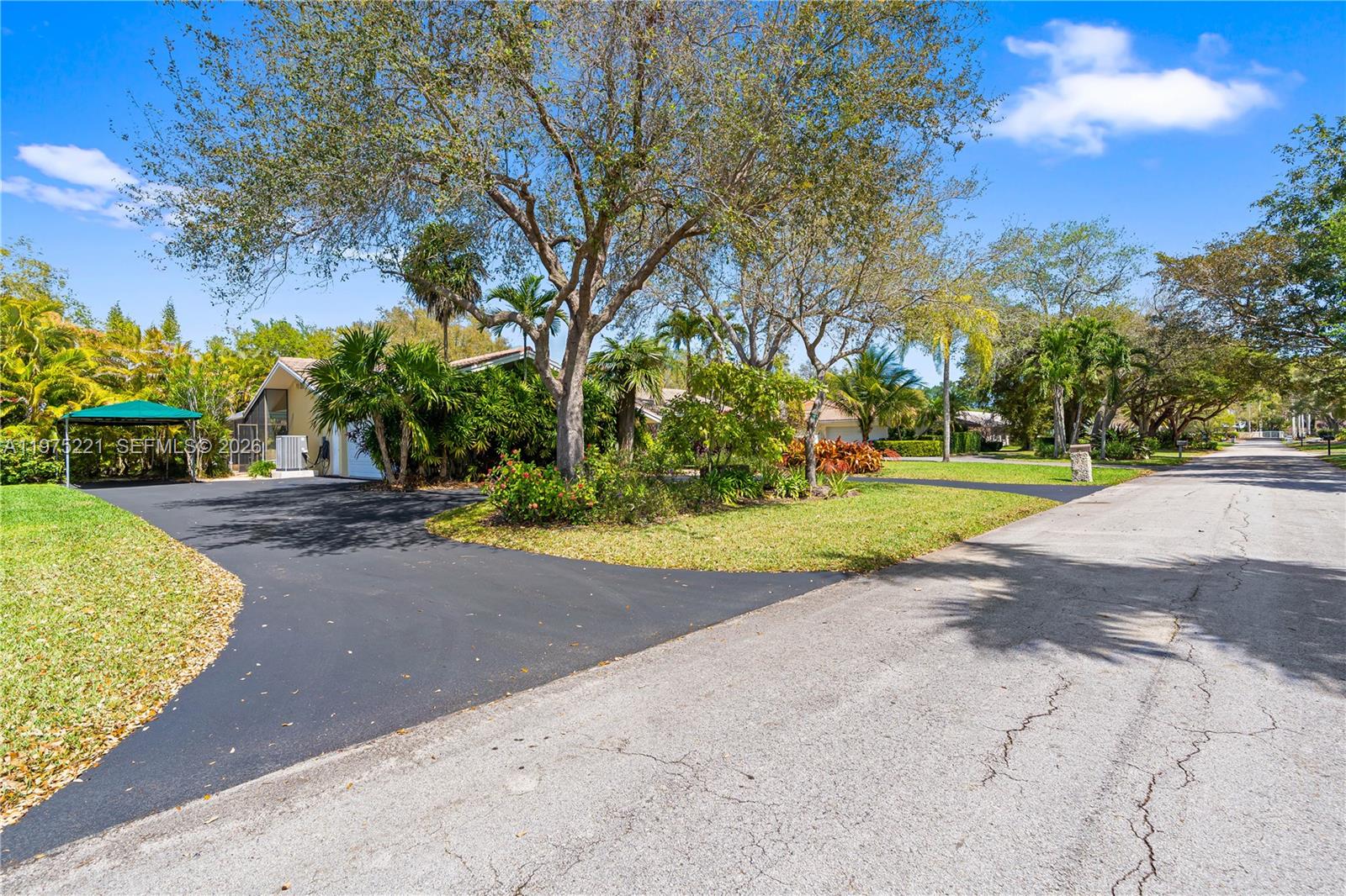 7521 SW 175th St Palmetto Bay, FL 33157