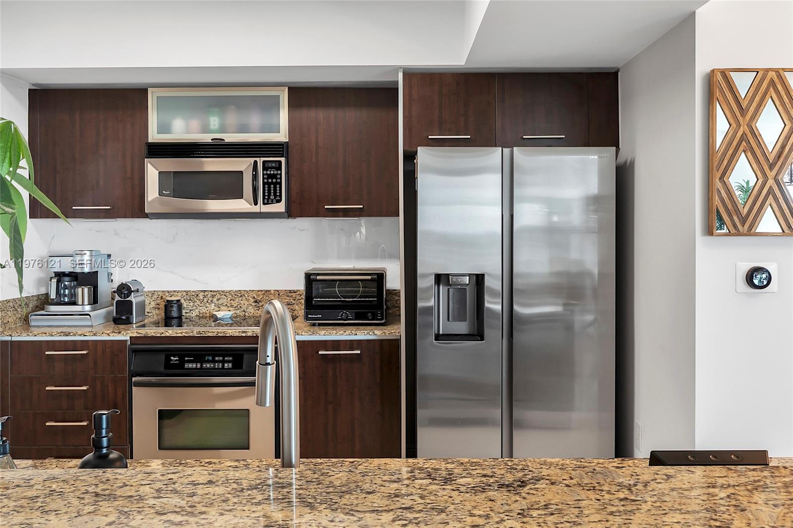 9066 SW 73rd Ct #910 Miami, FL 33156