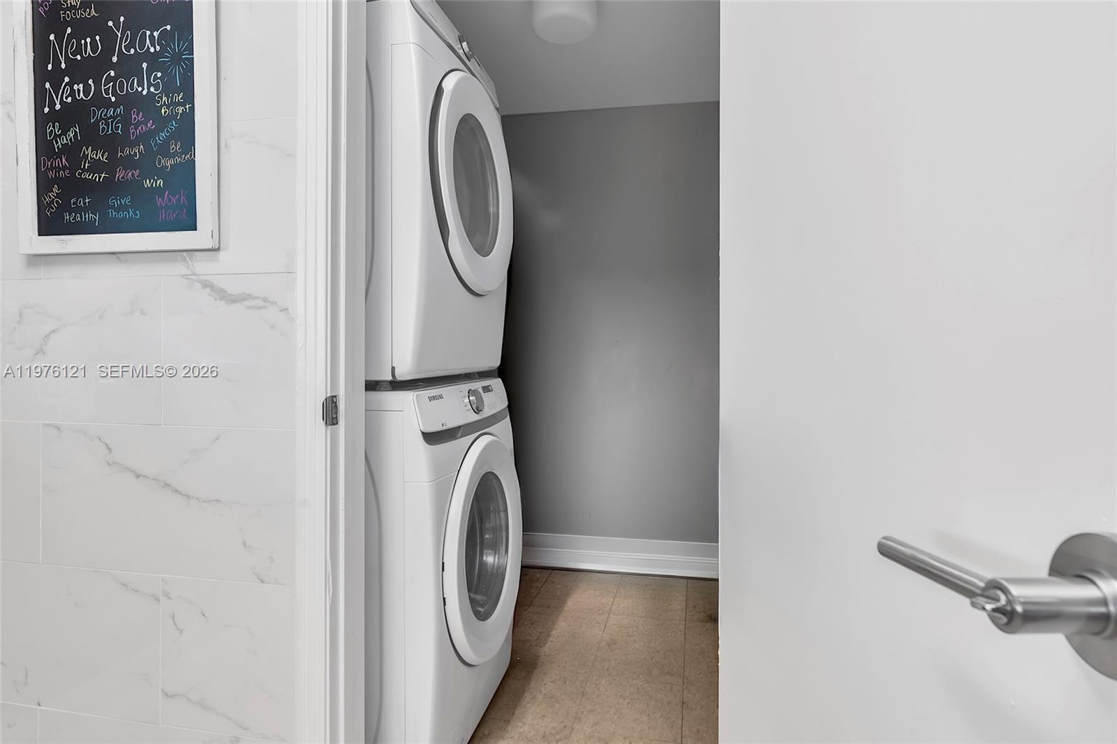 9066 SW 73rd Ct #910 Miami, FL 33156