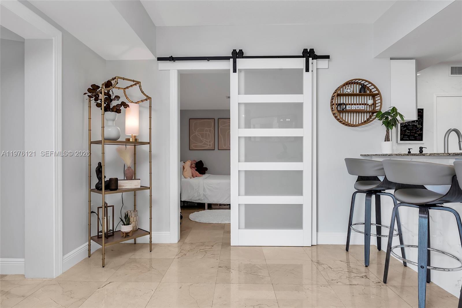 9066 SW 73rd Ct #910 Miami, FL 33156