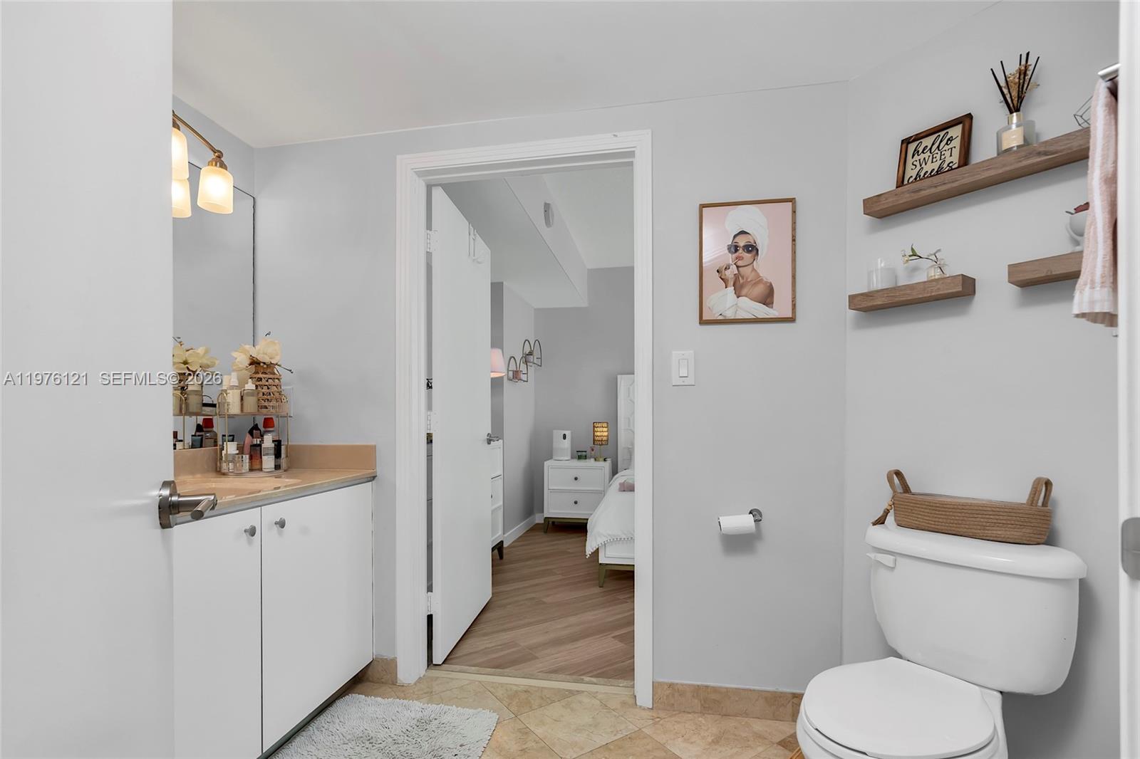 9066 SW 73rd Ct #910 Miami, FL 33156