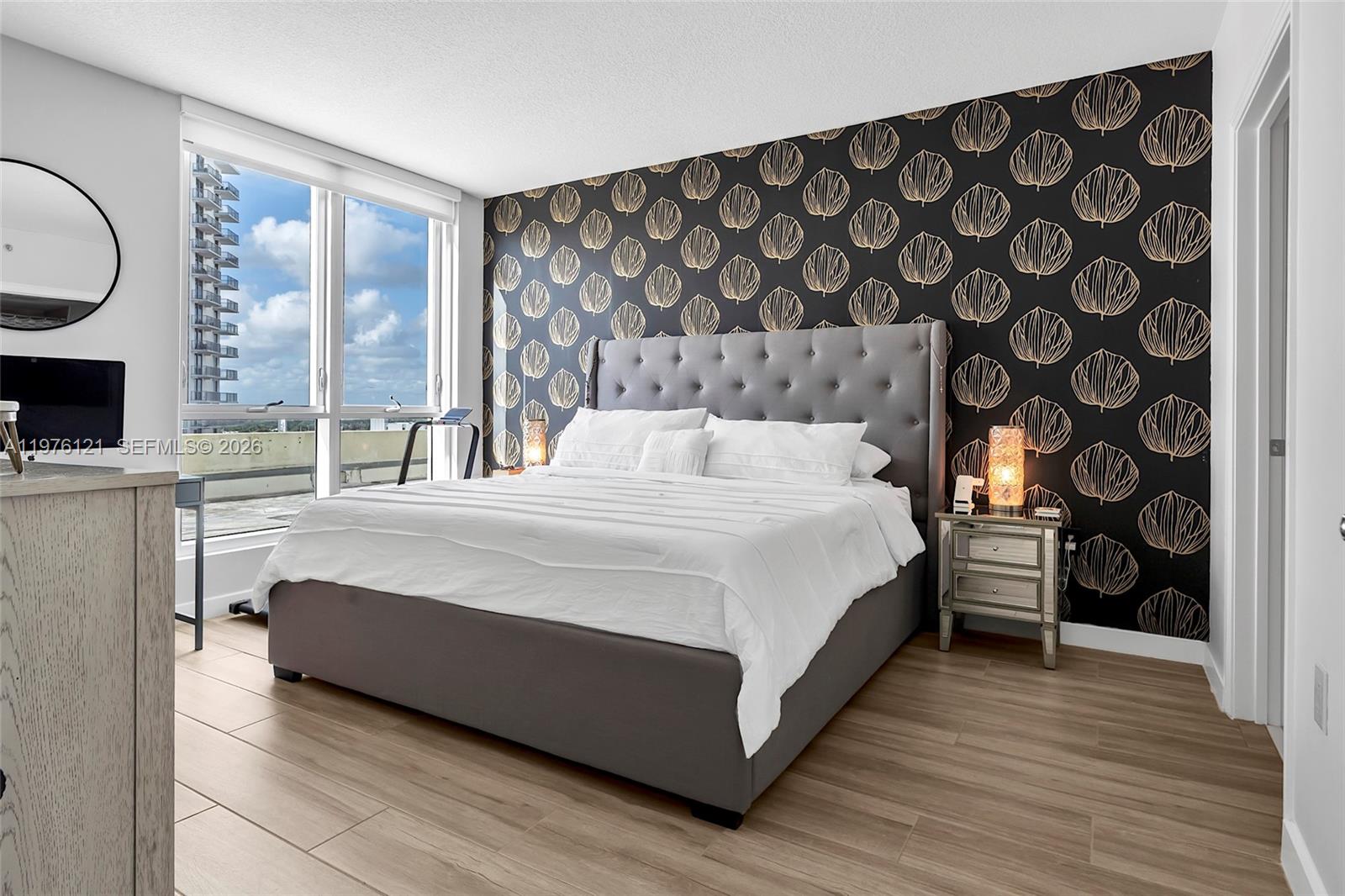 9066 SW 73rd Ct #910 Miami, FL 33156