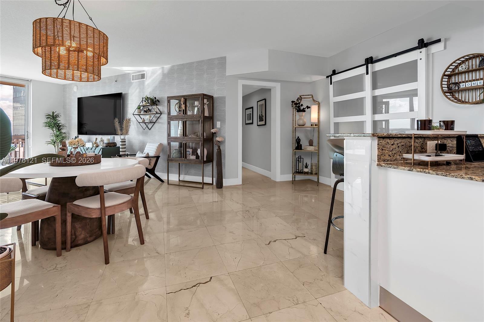 9066 SW 73rd Ct #910 Miami, FL 33156