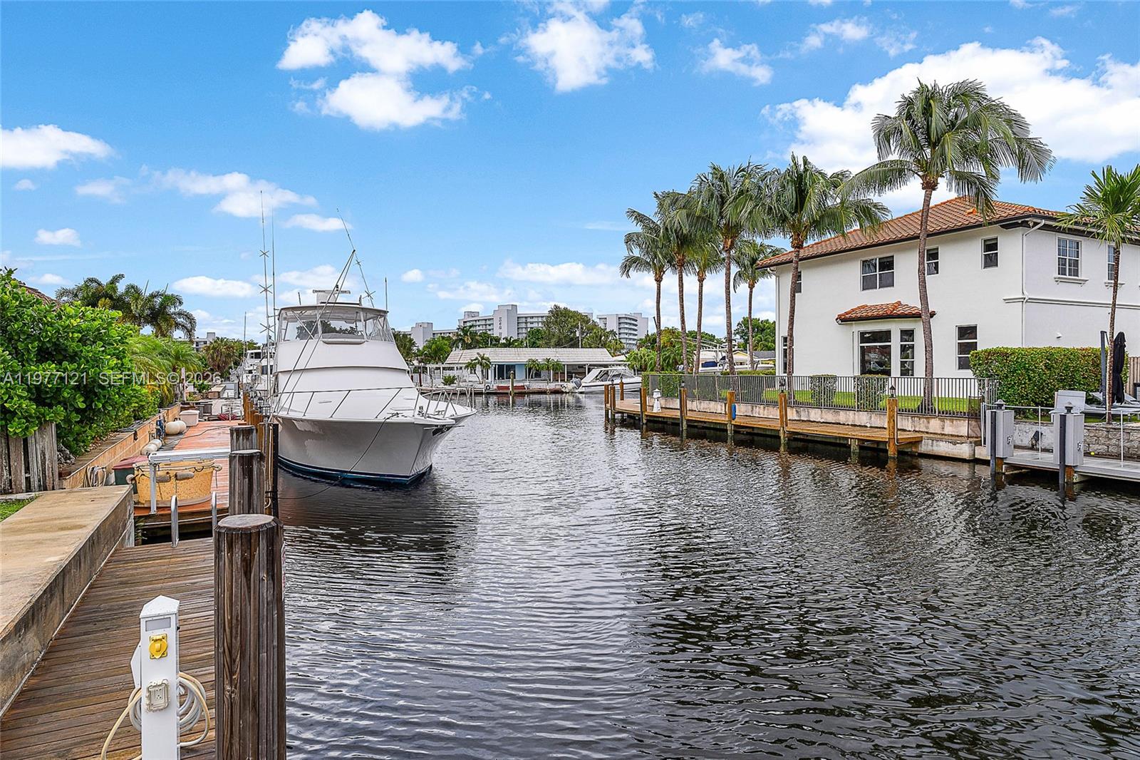 1250 NE 27th Ter Pompano Beach, FL 33062