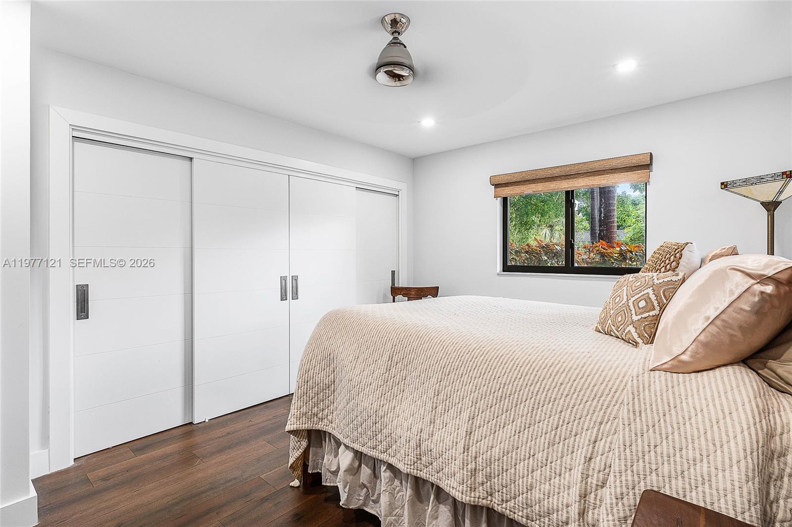 1250 NE 27th Ter Pompano Beach, FL 33062