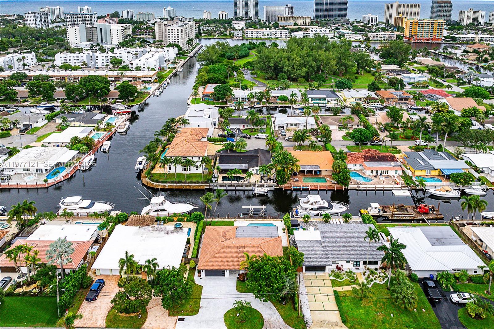 1250 NE 27th Ter Pompano Beach, FL 33062