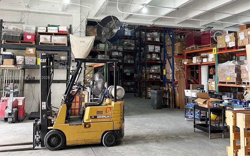 10200 NW 25th St #113 Doral, FL 33172