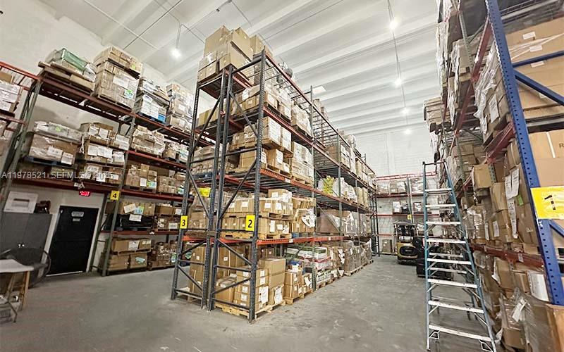 10200 NW 25th St #113 Doral, FL 33172