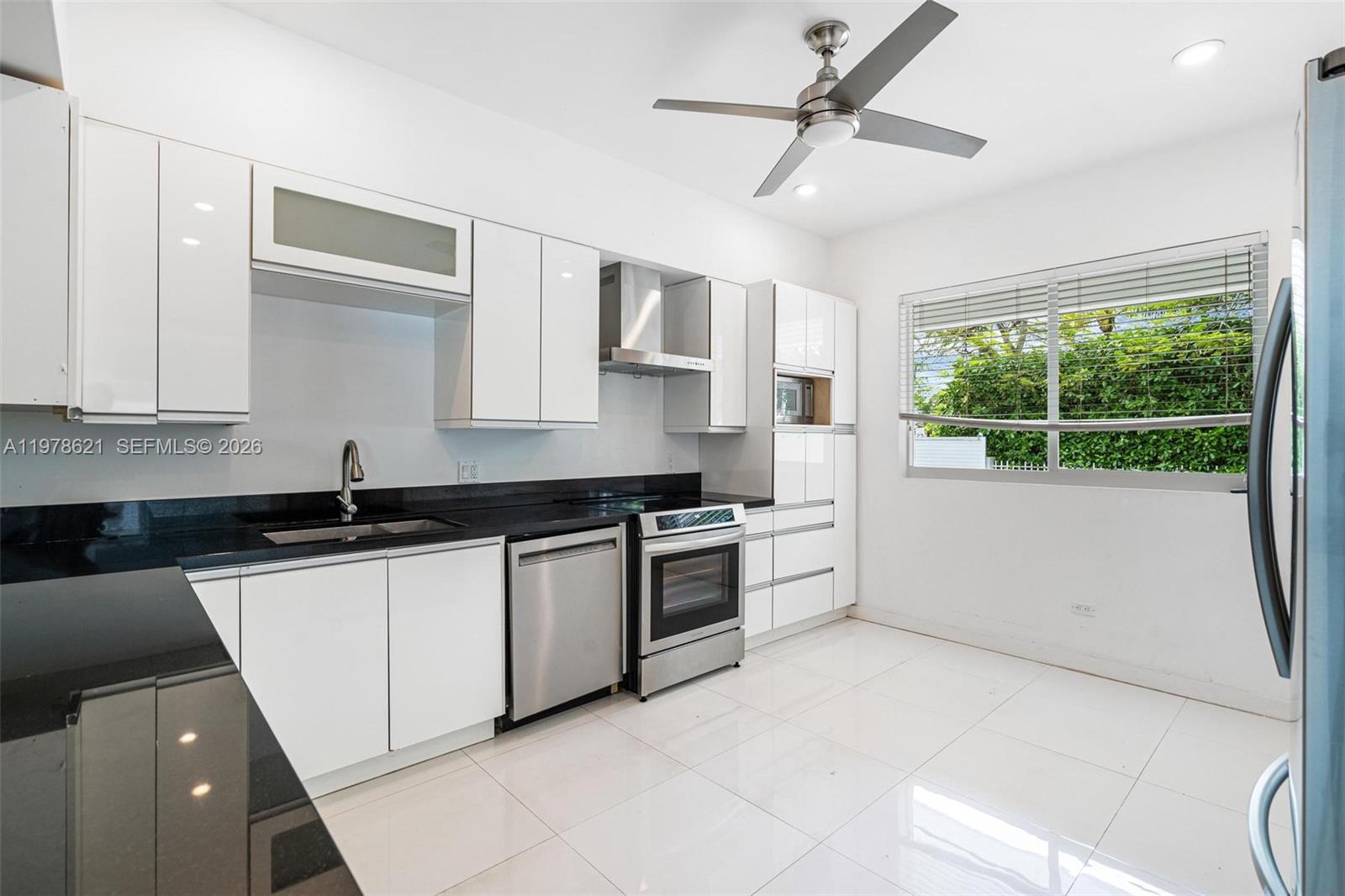 5714 SW 80th St South Miami, FL 33143