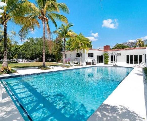 5714 SW 80th St South Miami, FL 33143