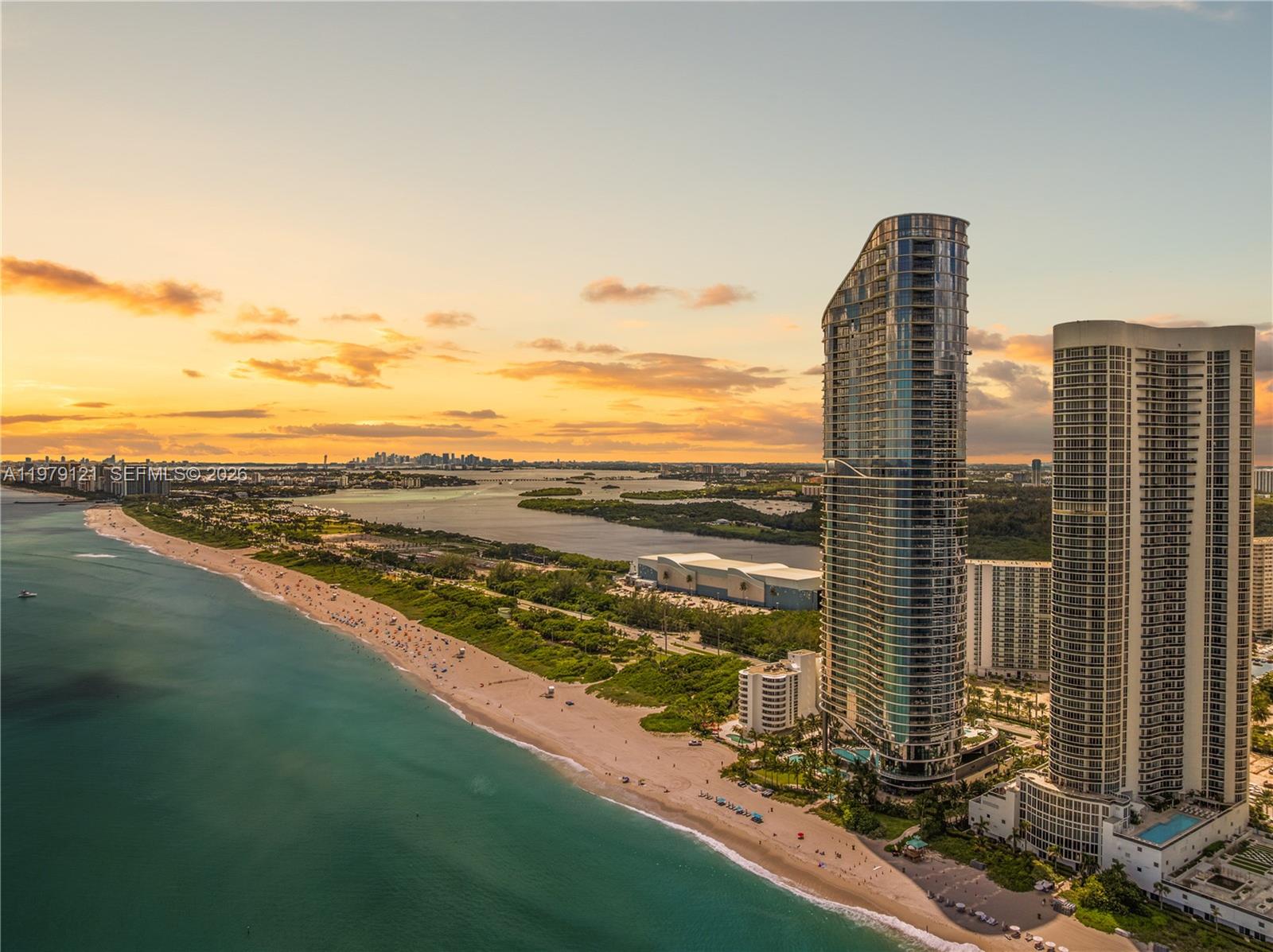 image Ritz-Carlton Sunny Isles Beach1