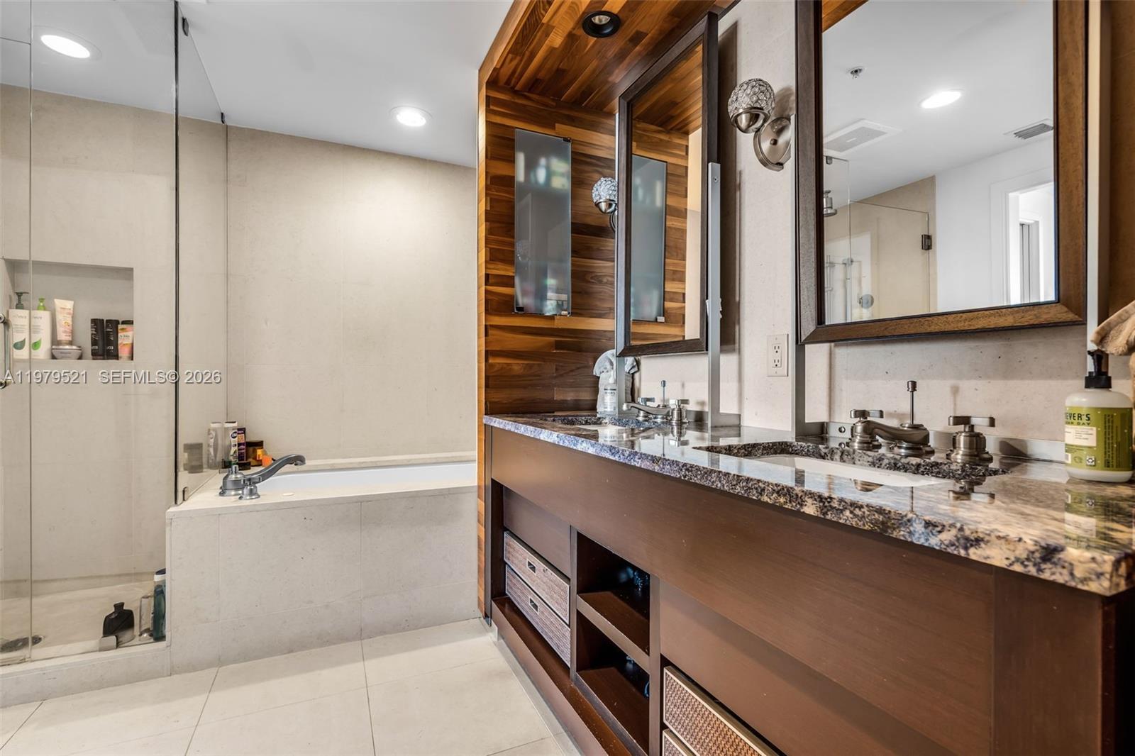 image The Carillon North Tower15