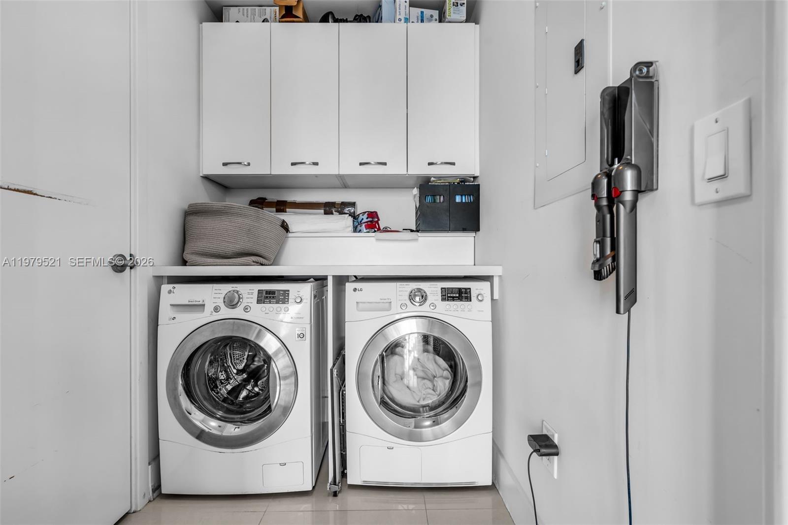 image The Carillon North Tower17