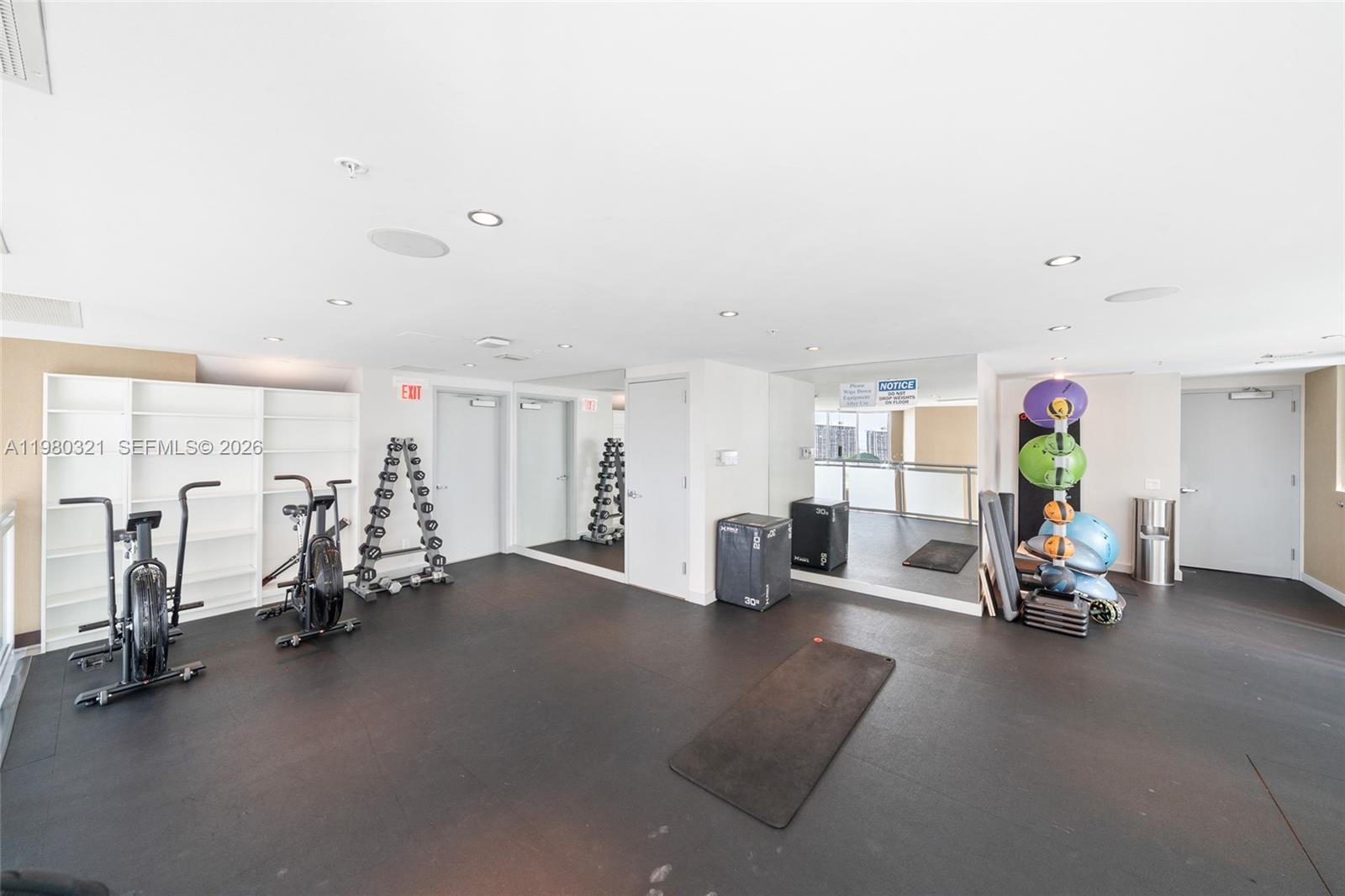 60 SW 13th St #4414 Miami, FL 33130