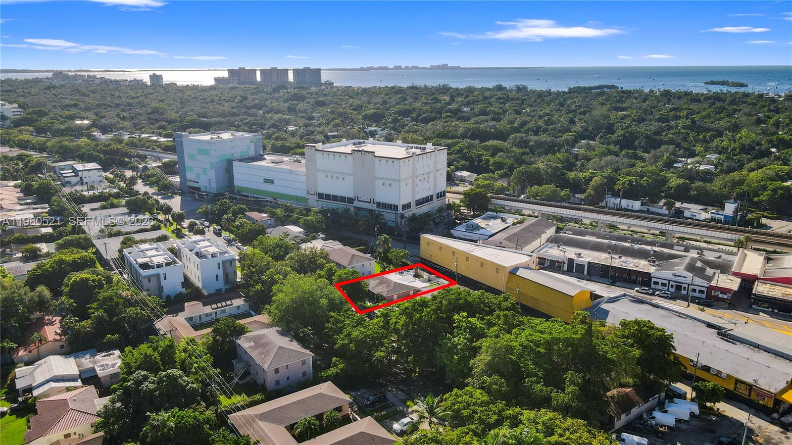 2532 SW 27th St Miami, FL 33133