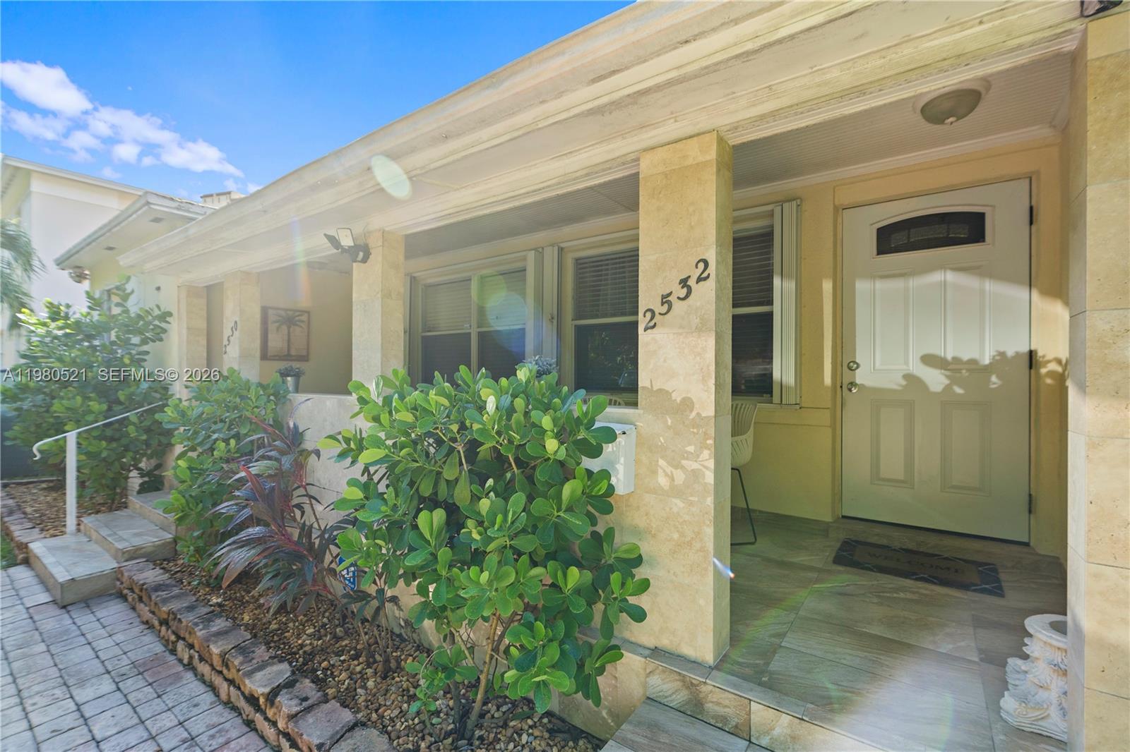 2532 SW 27th St Miami, FL 33133