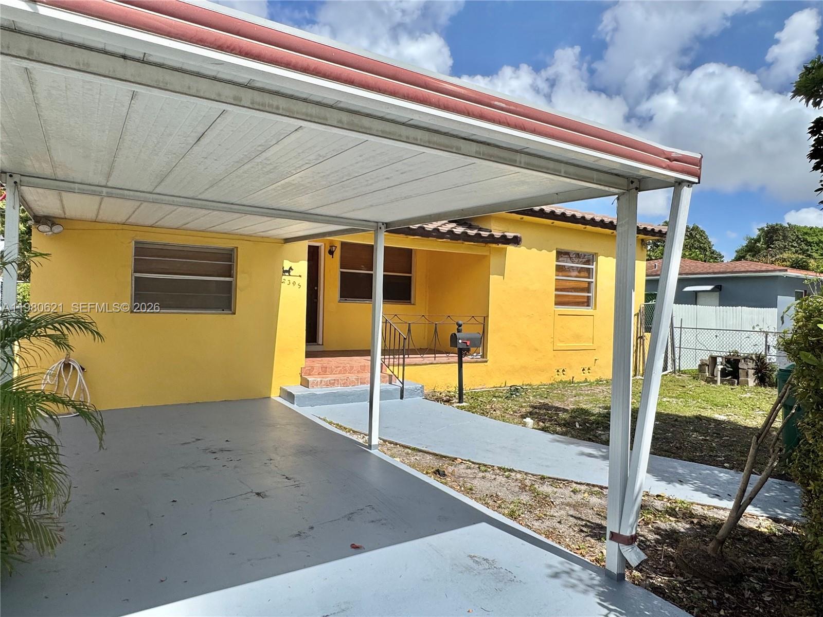 2395 SW 2nd St Miami, FL 33135