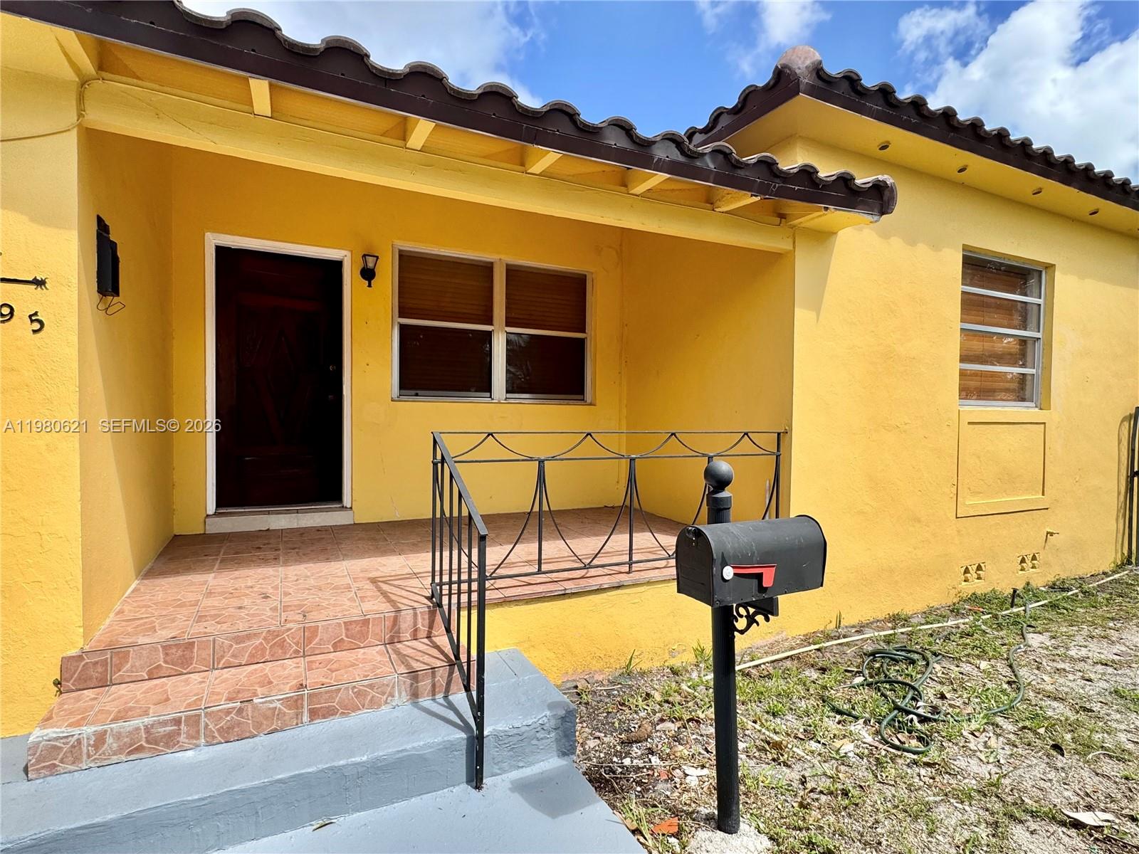 2395 SW 2nd St Miami, FL 33135