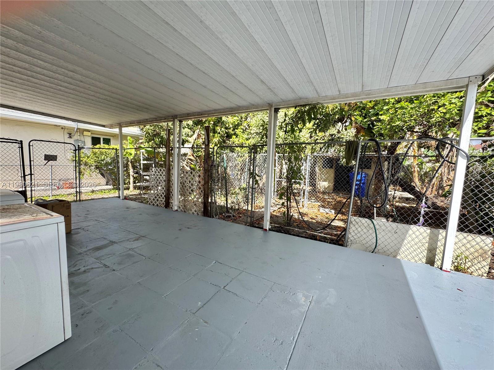 2395 SW 2nd St Miami, FL 33135