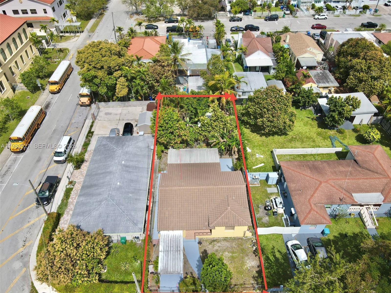 2395 SW 2nd St Miami, FL 33135