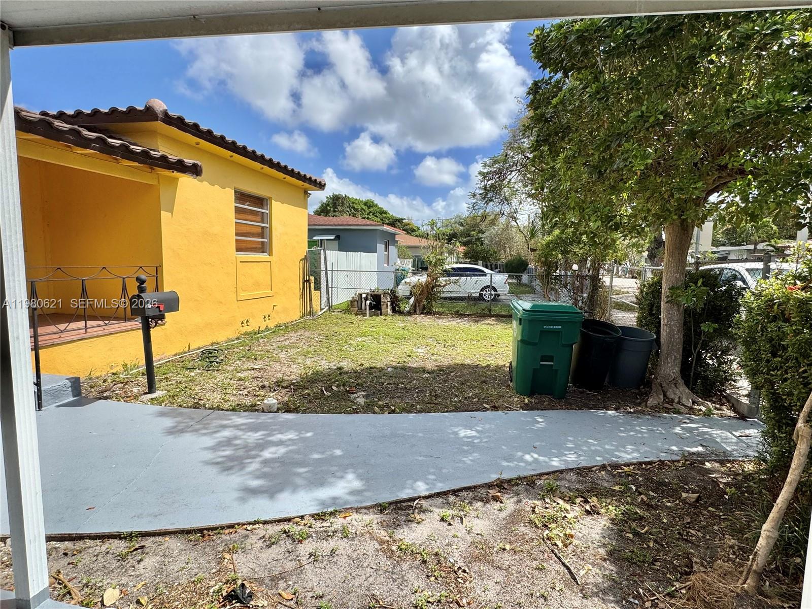 2395 SW 2nd St Miami, FL 33135