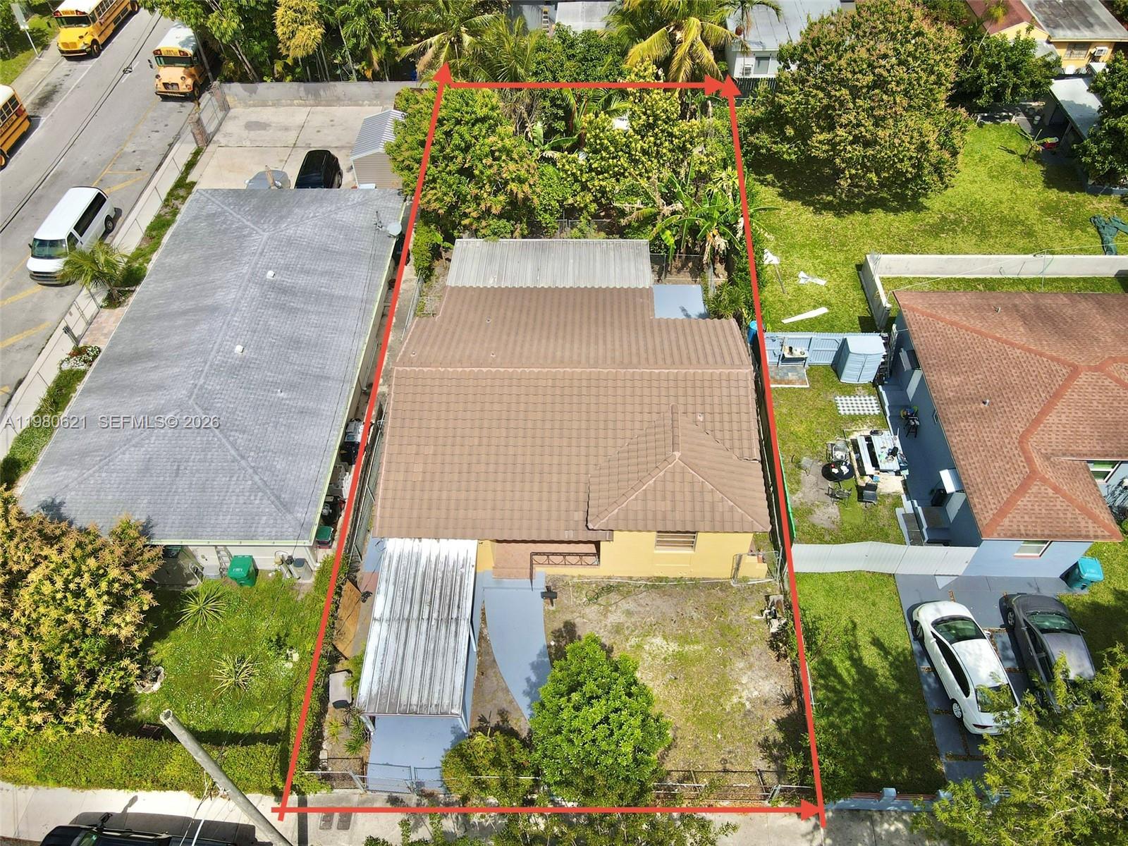 2395 SW 2nd St Miami, FL 33135