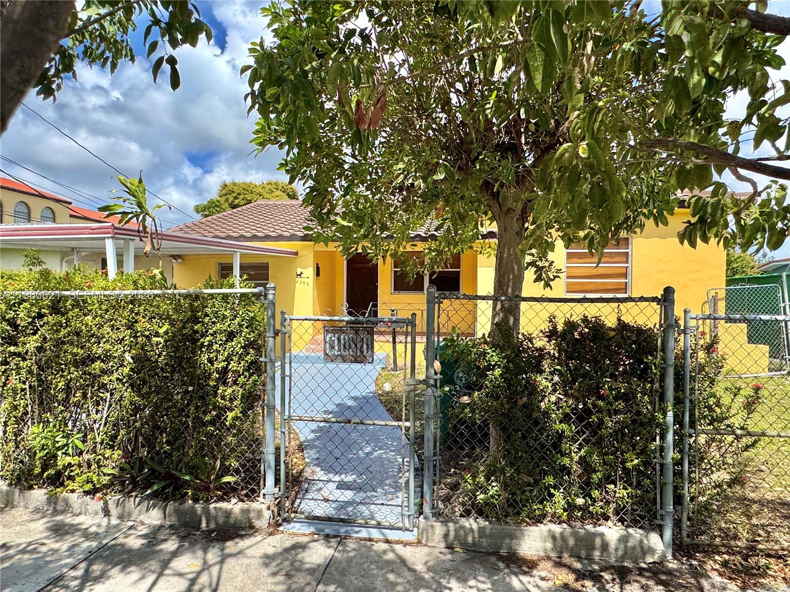 2395 SW 2nd St Miami, FL 33135