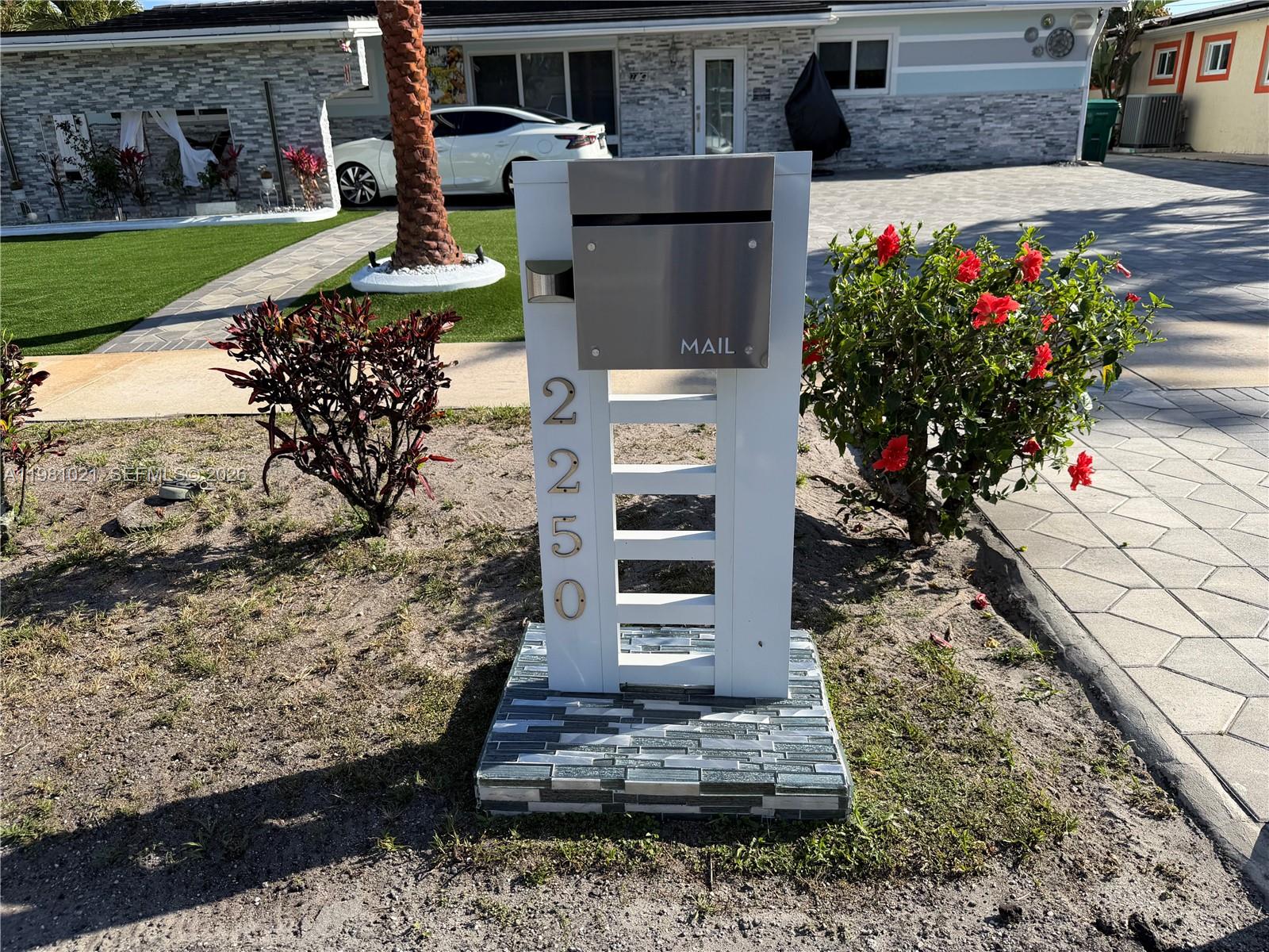 2250 NW 196th St #n/a Miami Gardens, FL 33056