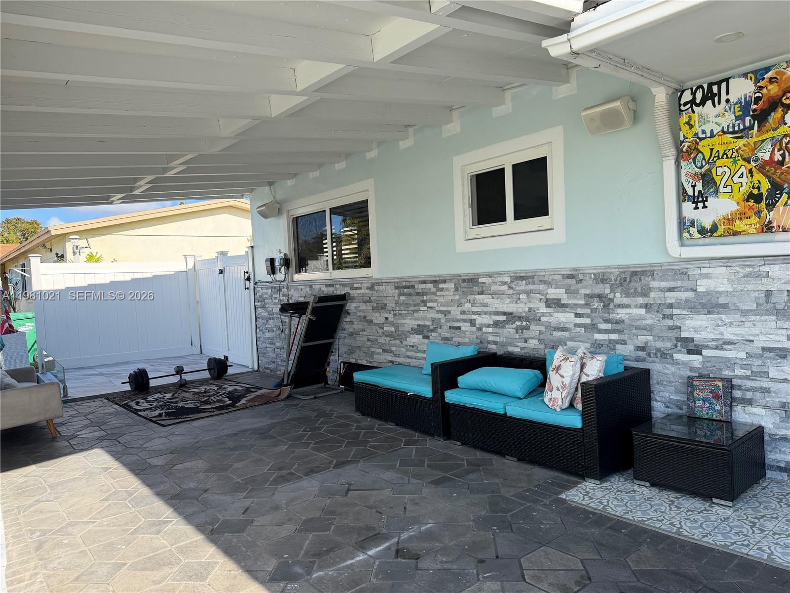 2250 NW 196th St #n/a Miami Gardens, FL 33056