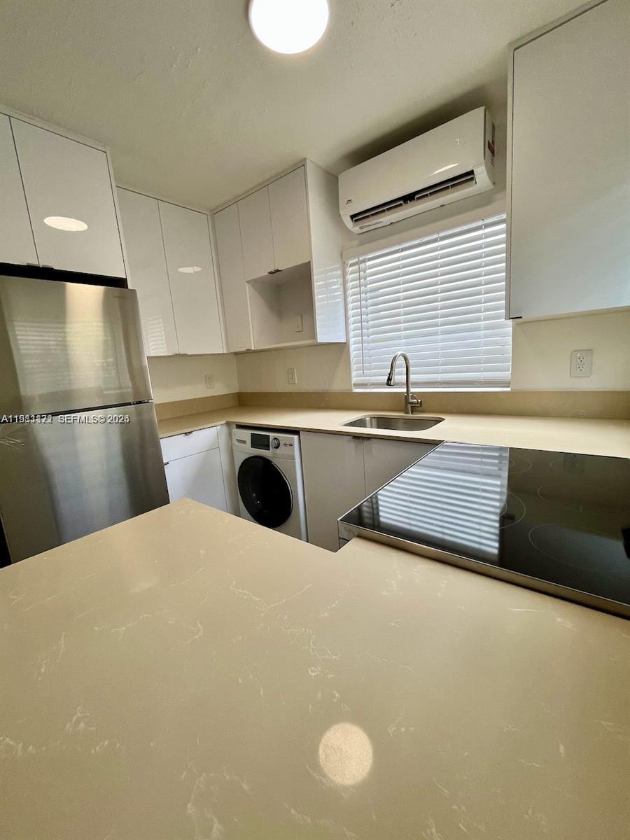 833 W 39th St #3 Miami Beach, FL 33140