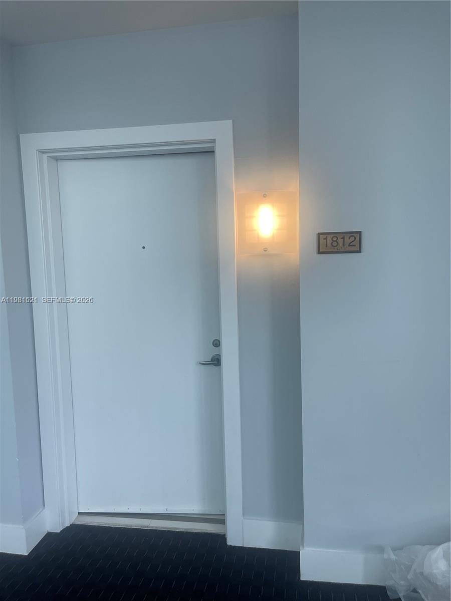 1800 N Bayshore Dr #1812 Miami, FL 33132