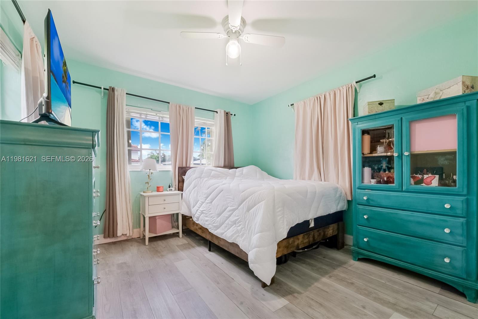 6350 NW 39th Ter Virginia Gardens, FL 33166