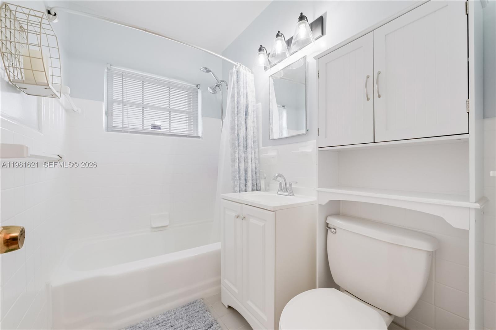 6350 NW 39th Ter Virginia Gardens, FL 33166