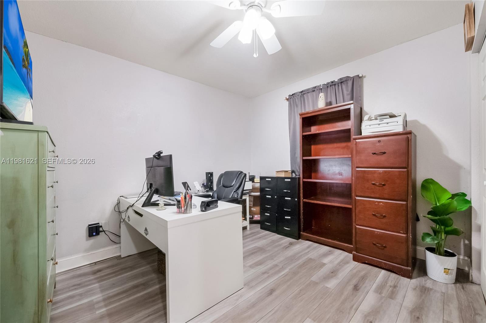 6350 NW 39th Ter Virginia Gardens, FL 33166