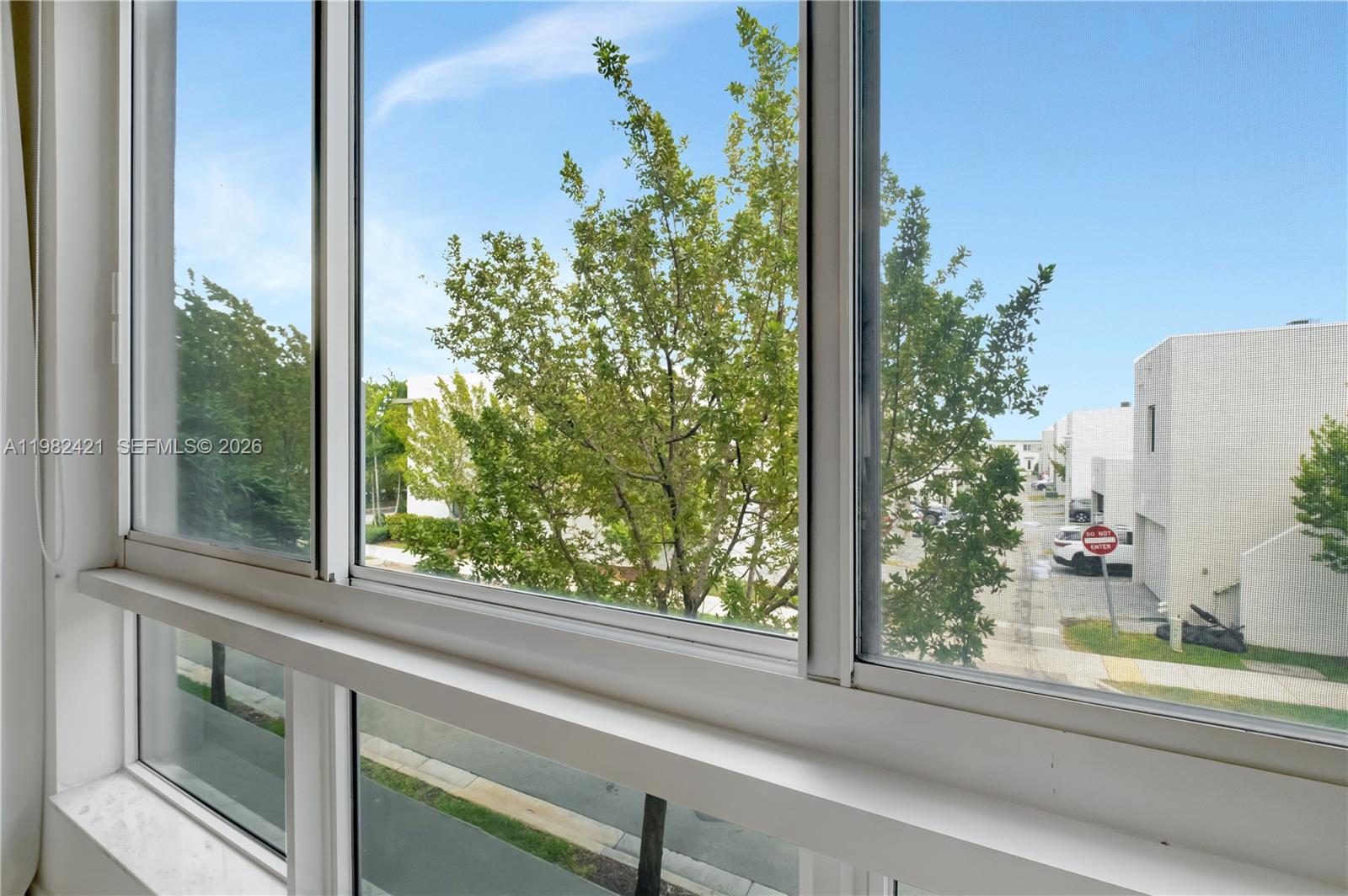 6630 NW 104th Path Doral, FL 33178