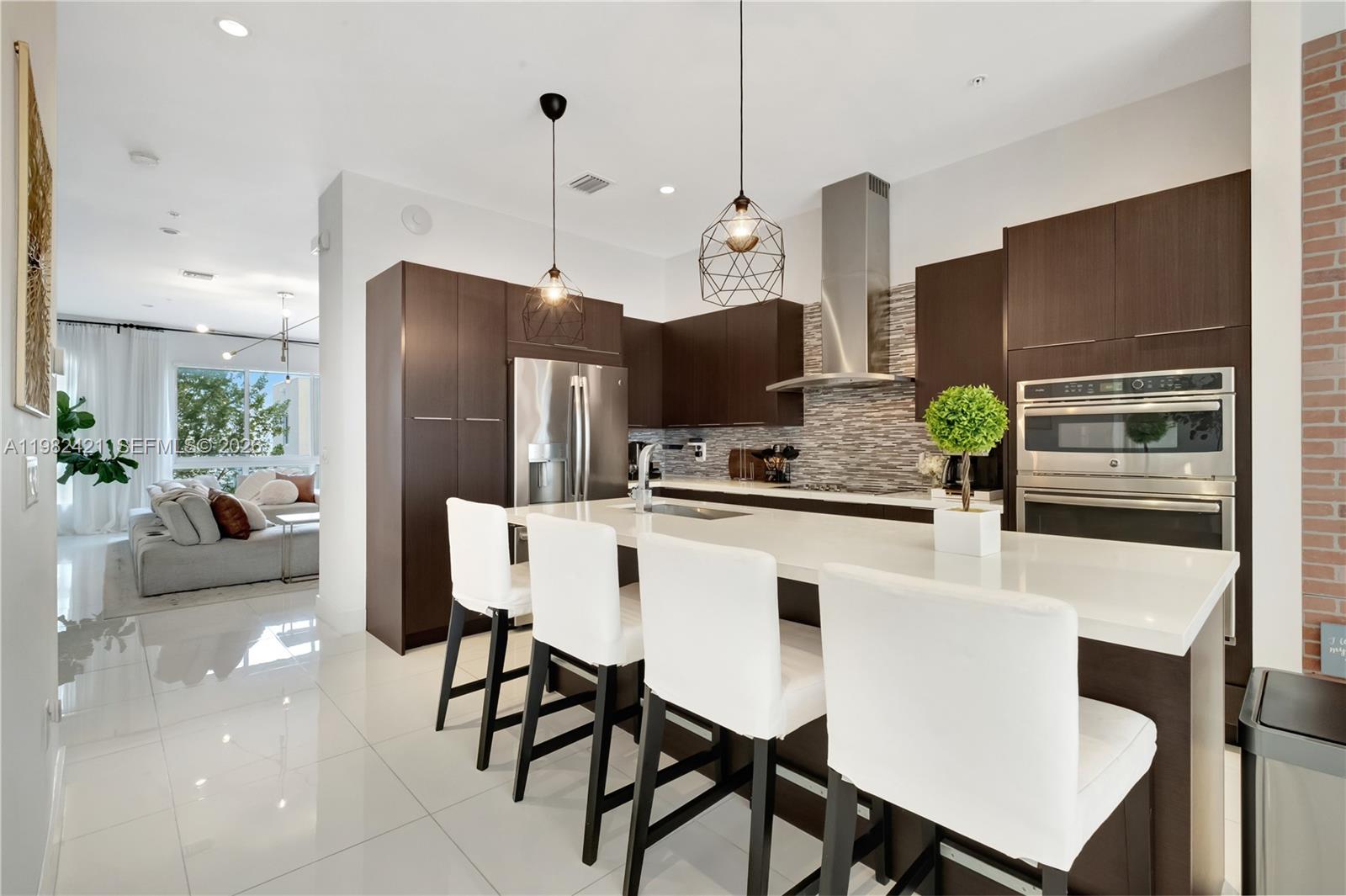 6630 NW 104th Path Doral, FL 33178